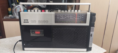 RADIOCASETOFON ITT RC 2000 , FUNCTIONEAZA DOAR RADIO . foto