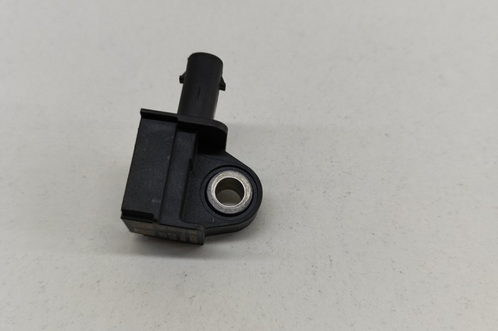 Senzor de impact dreapta față SKODA SUPERB III Estate 3V5 2020 OEM: 5Q0907651 25979537