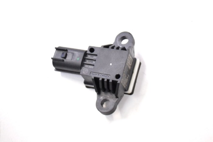 Senzor de impact lateral st&acirc;nga JAGUAR XF X250 2010 OEM: 9X23-14C676-AB 11657017