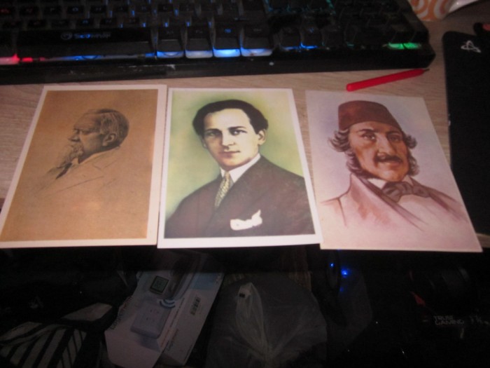 8 bucati cp scriitori lot pretul este pentru toate