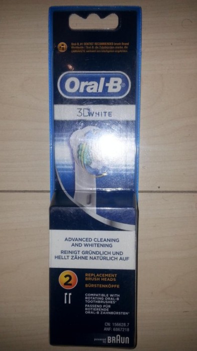 Set 2 rezerve Oral B Braun 3D white nou Set 2 rezerve Oral B Braun 3D white nou