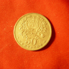 Moneda 50 centavos 1928 Portugalia , metal alb , cal. F.Buna