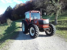Tractor Fiat F 120 foto