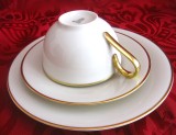 SET MIC DEJUN PORTELAN CREM IVOIRE HEINRICH BAVARIA ANUL 1939 SET TRIO CEASCA CAFEA CU FARFURII