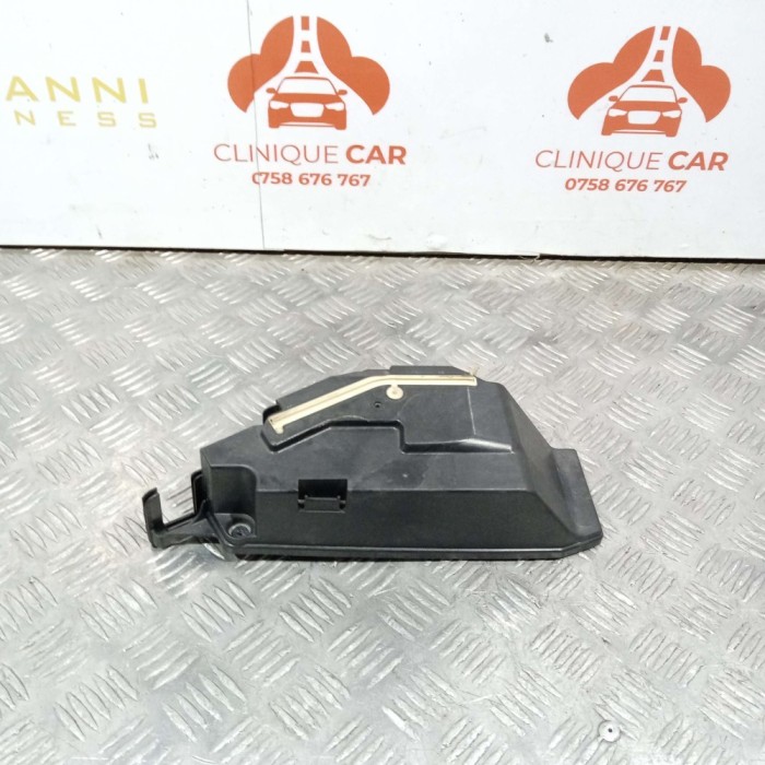 Capac Cutie Sigurante Bmw Seria 2 F45 X1 F48 X2 F39 2014-2023