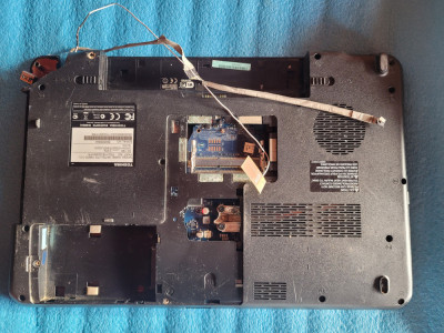 placa de baza si procesor TOSHIBA Satellite C660D-1cu - pentru piese - foto