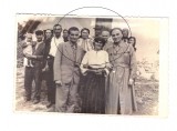 Foto de dimensiunea unei CP familie din Barticesti, datata 1964