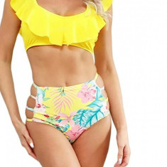 Costum de baie pentru femei, 2 piese, sutien cu volane, si slip modern, XL, imprimeu floral, perfect pentru plaja sau inot