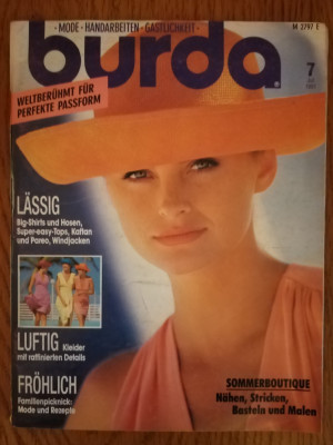 Revista moda vintage cu tipare Burda 1991 foto