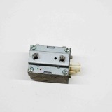 Senzor de impact st&acirc;nga față MITSUBISHI PAJERO III V7_W, V6_W 2006 OEM: W2T10271,MR551787 | 13814265