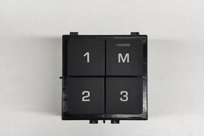 Buton de control scaun dreapta LAND ROVER RANGE ROVER VELAR L560 2020 OEM: FK72-14776-BA 22312249 foto
