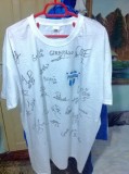 Tricou COLECTIE Pandurii Tg Jiu cu autografe. - Banii merg la un baiat bolnav