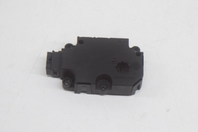 Motoras clapetă aeroterma AUDI Q7 4M 2017 OEM: ZBAT0084D02,ET416002 12233614 foto