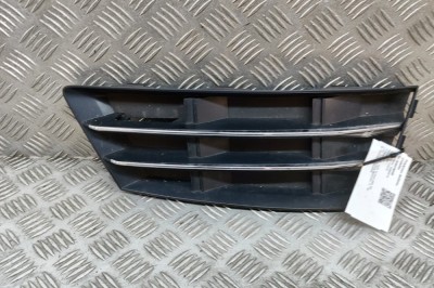Grila dreapta față AUDI A4 Avant 8W5, B9 2017 OEM: 8W0807682R | 30378249 foto
