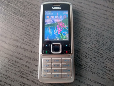 TELEFON DE COLECTIE NOKIA 6300 FUNCTIONAL.CITITI DESCRIEREA CU ATENTIE VA ROG! foto