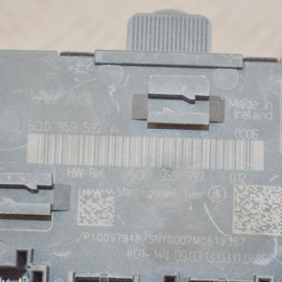 Modul de control ușă dreapta față VW GOLF VII 5G1, BQ1, BE1, BE2 2013 OEM: 5Q0959592A 2576807 foto