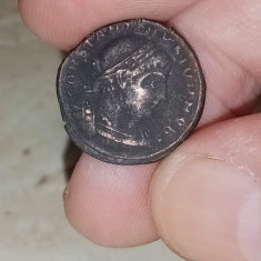 Moneda autentică Imperiul roman, follis, Constantin II, 337-361 E, bronz