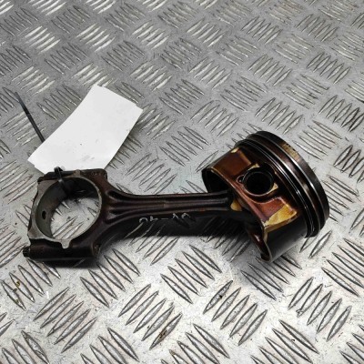 Piston VW GOLF V 1K1 2008 OEM: 06D198401E,06D107066D foto