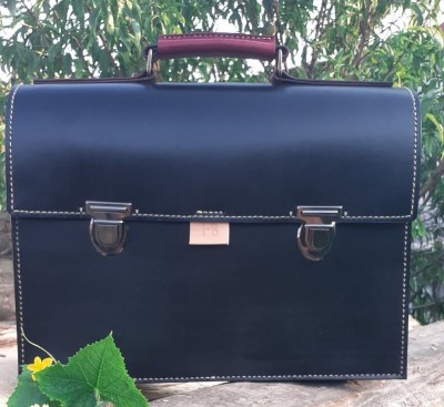 Geantă elegantă - piele naturală, handmade, 40x28x11 cm. foto