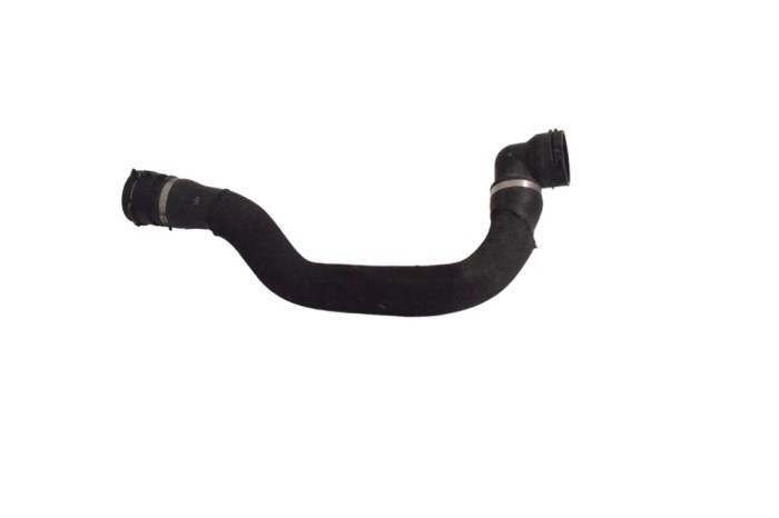 Furtun de lichid de răcire JAGUAR F-PACE X761 2017 OEM: c72gd-hk83-8260-AE 17488643