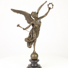Victoria mare - statueta din bronz pe soclu din marmura UP-6