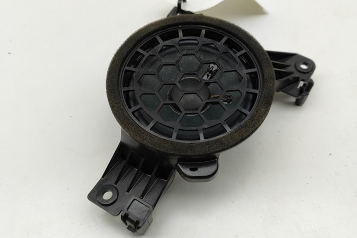 Difuzor ușă dreapta față AUDI Q8 4MN 2024 OEM: 4M8035398 | 31871603
