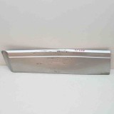 Bandou inferior ușă st&acirc;nga față MITSUBISHI PAJERO III V7_W, V6_W 2003 OEM: MN117283