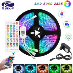 Kit Banda LED RGB Vivid Light,5 Metri,Bluetooth Controlul APP,cu Telecomanda IR 44 Taste,SMD 5050,12V,Multicolor foto