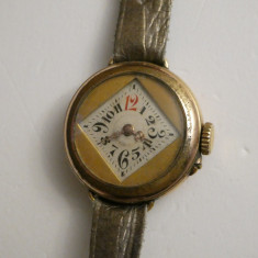 CEAS VINTAGE - De dama - Mecanic - Swiss Made - Placat cu aur - Anii 1950 !