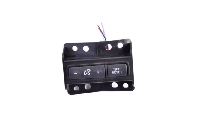Panou de butoane NISSAN QASHQAI II J11, J11_ 2017 OEM: 71031C 14571764