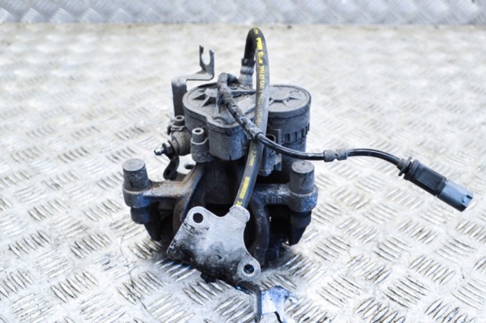 Etrier de fr&acirc;nă dreapta spate BMW i3 I01 2019 OEM: Hatchback | 14661084