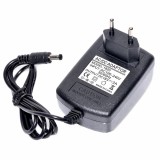 Cumpara ieftin Alimentator AC DC 18V 2A, 36W, mufa DC 2.1mm, intrare 100-240V AC (CE-1820)