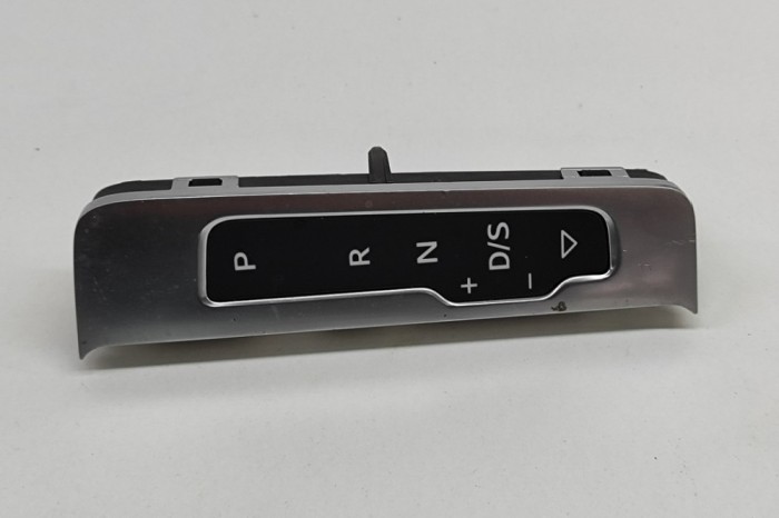 Indicator de schimbare a treptelor de viteză AUDI A3 Sportback 8VA, 8VF 2018 OEM: 8V2713463B | 22585652