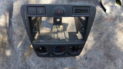 Grila masca rama cd player complet comanda AC / avarie dezaburire FORD FUSION foto