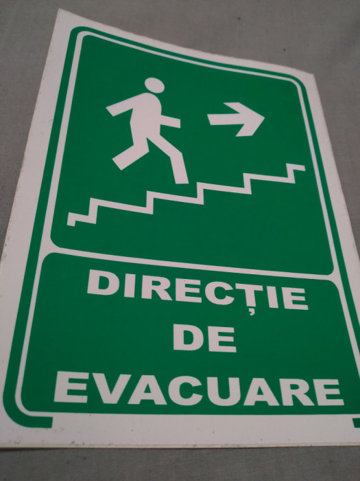 AUTOCOLANT DIRECTIE DE EVACUARE