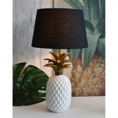 Lampa de masa cu un ananas alb CW155