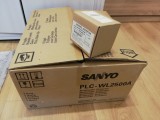 Videoproiector Sanyo PLC-WL2500A, Lampa Rezerva, HDMI, Montare Tavan, 700 ore, Impecabil