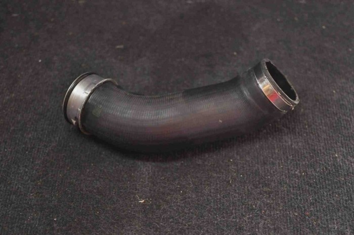 Furtun intercooler st&acirc;nga VW TRANSPORTER V T5 Minibus / passenger 2007 OEM: 7H0145941B7H0145790F