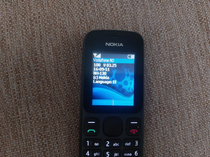 Telefon Rar Nokia 100 Gri Lanterna Liber retea Livrare gratuita!