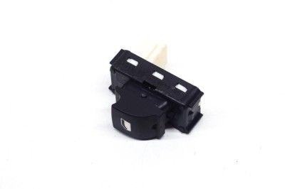 Buton geam ușă dreapta spate OPEL MOKKA 2021 OEM: 98044803ZD | 17235428 foto