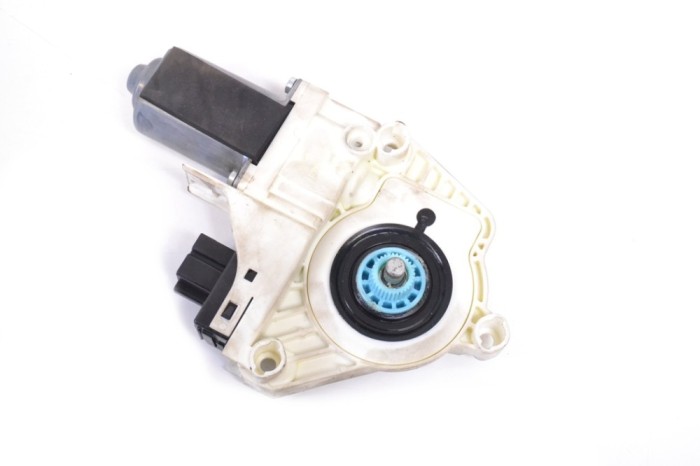 Motor macara geam ușă dreapta față AUDI A5 8T3 2008 OEM: 8T0959802A | 12120651
