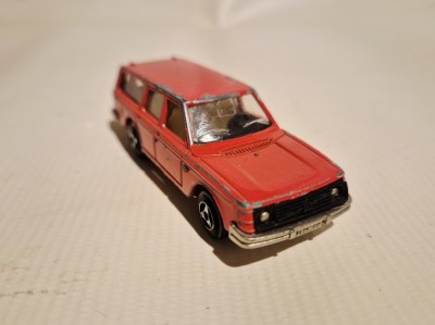 Volvo 245 DL - Majorette foto