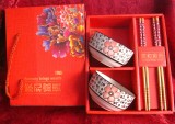 SET BOLURI CERAMICA SI BETISOARE CHOPSTICKS DIN BAMBUS SET CHINA HARMONY BRINGS WEALTH