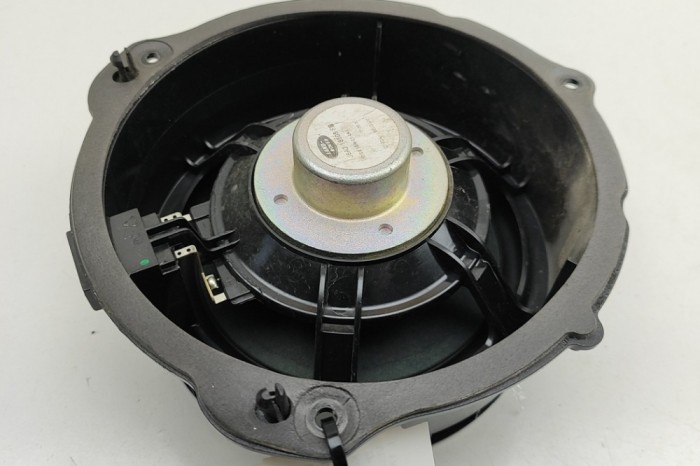 Difuzor ușă dreapta față LAND ROVER RANGE ROVER VELAR L560 2018 OEM: J8A2-18808-FB | 32192115