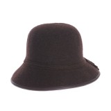 Palarie maro din lana cu snur