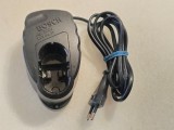 &Icirc;ncărcător Bosch 7.2V - 14.4V / 0.4A / 13W (Cod 2607225011)