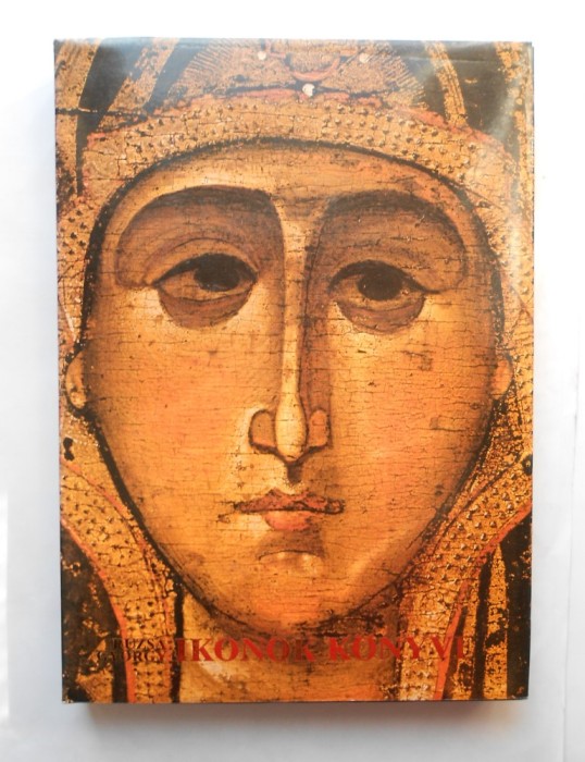 Cartea icoanelor. Prezinta 155 icoane. Album color, format mare