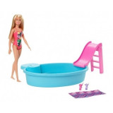Barbie - set papusa cu piscina, Mattel
