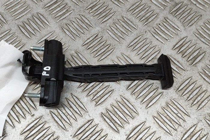 Limitator ușă dreapta față TESLA MODEL Y 2022 OEM: 1500682-00-B 25291274
