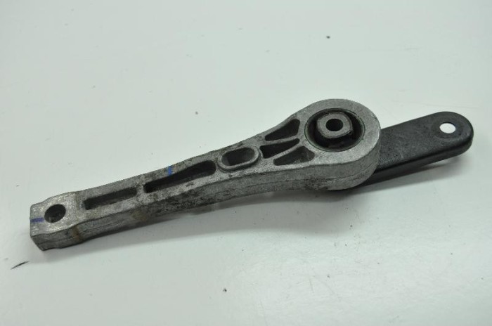 Suport cutie de viteze VW TIGUAN 5N_ 2014 OEM: 3C0199855M 2323685